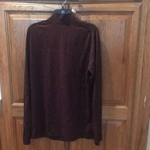 Lululemon “Metal vent tech half zip” running shirt